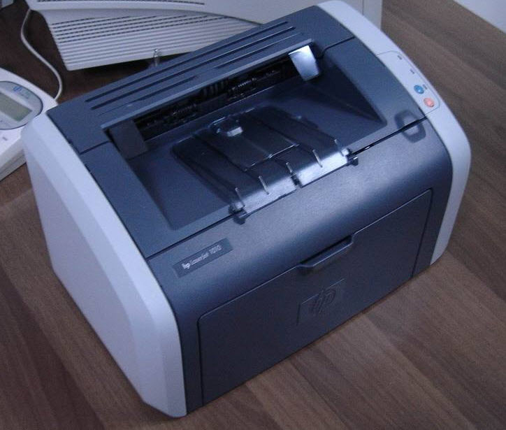 Купить принтер бу на авито. Принтер лазерный НР-1010.