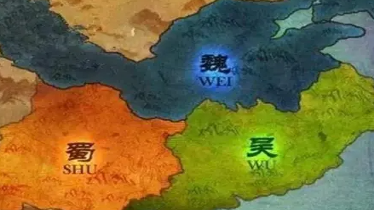三国大战历史真相与游戏策略全景展示