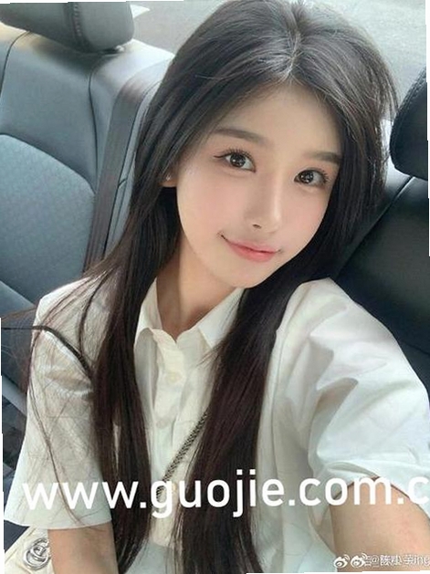 冒泡社区运行截图