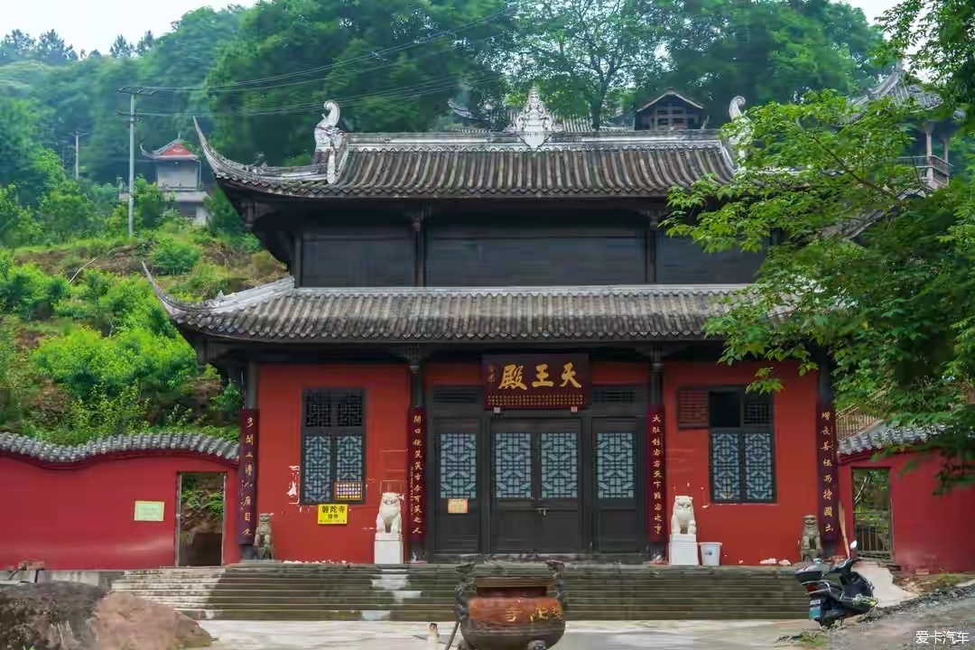 坨坨寺庙游戏pc版中文版运行截图