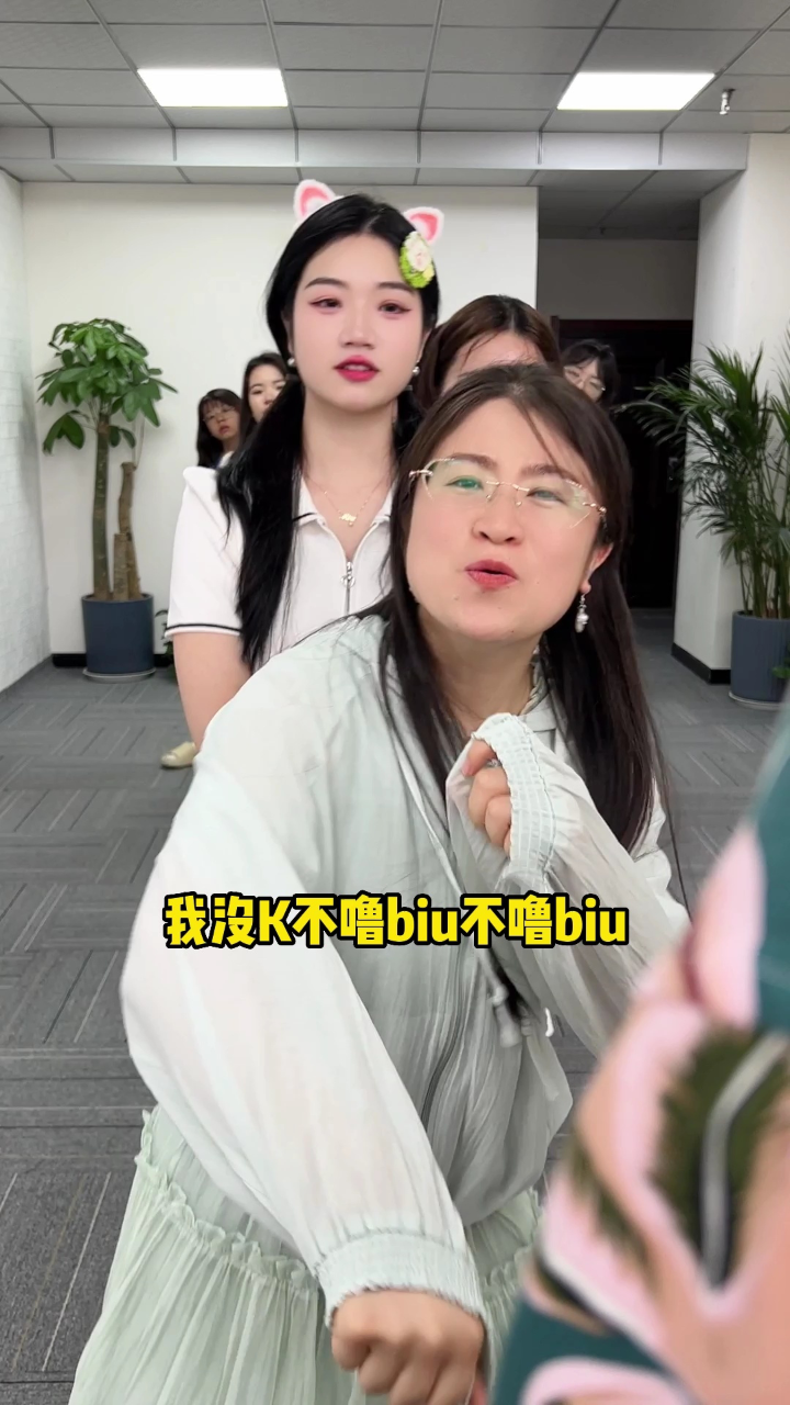 来小星 走红 网络热议 最新消息