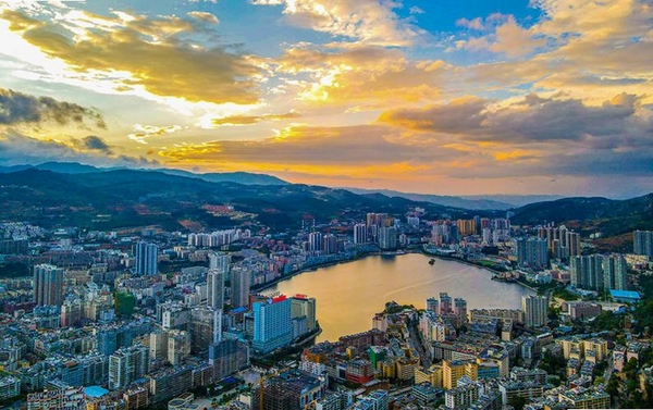 锡都个旧运行截图