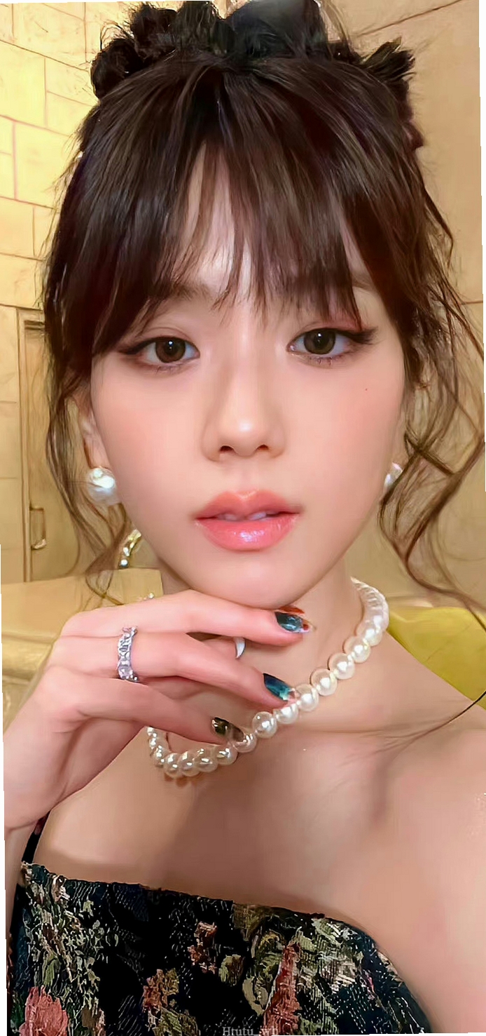jisoo��ͼ��ֽ�ϼ�