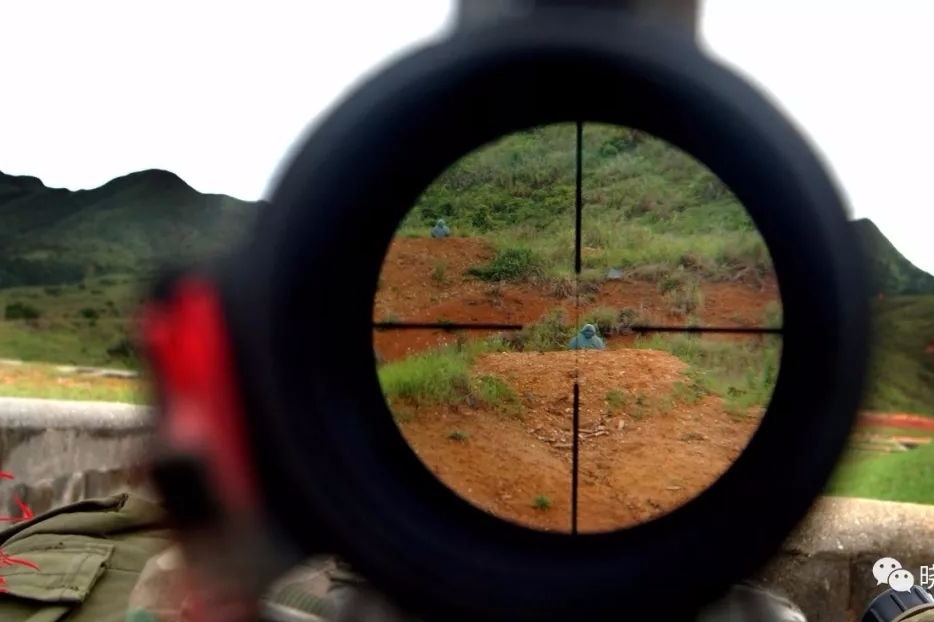 狙击任务瞄准技巧与弹道分析配图