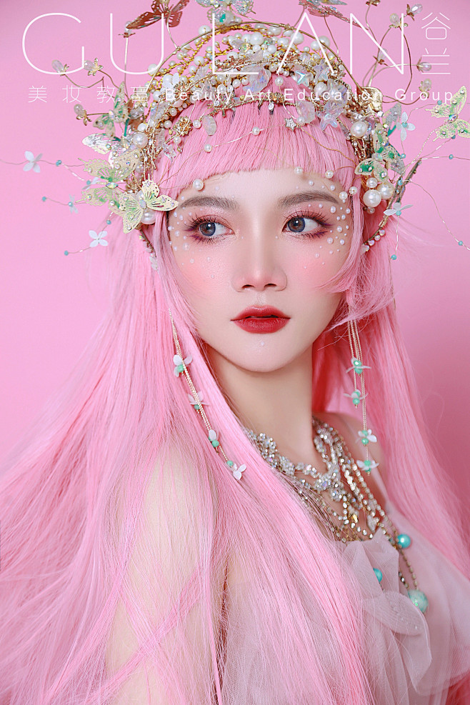 次元动漫喵萌系少女妆容拍照姿势教程