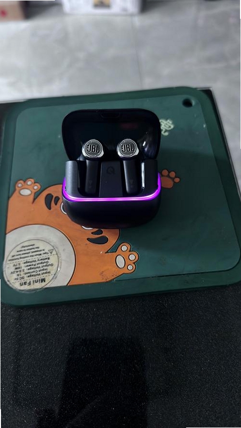 JBL Quantum 配对教程