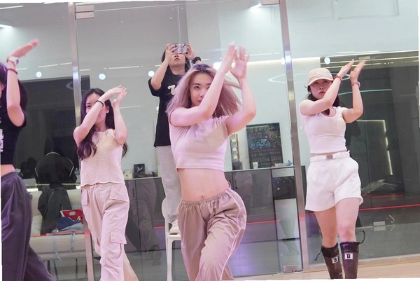 iDance �赸��ѧ ������׽ ����