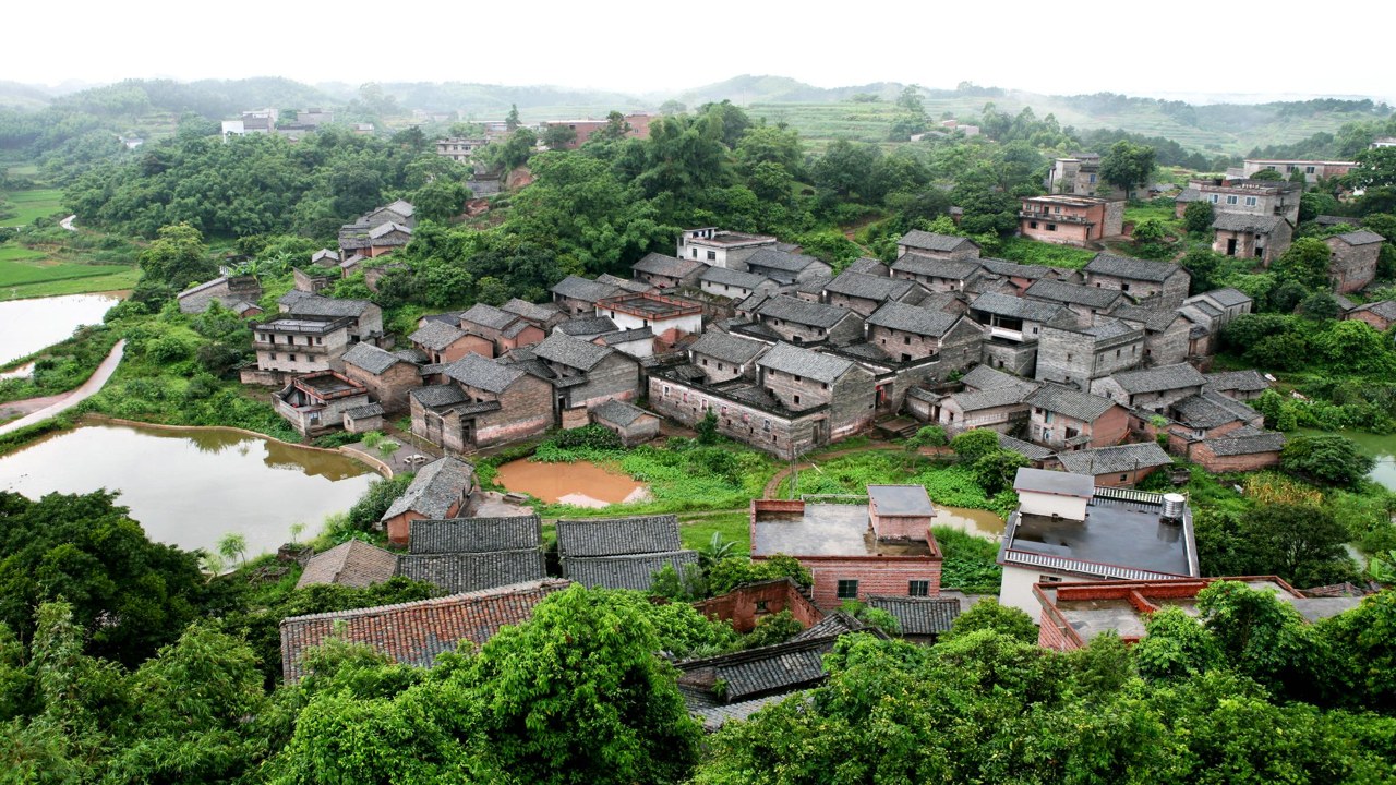 Talai 村庄 旅游攻略 历史文化 地貌 村落 风光