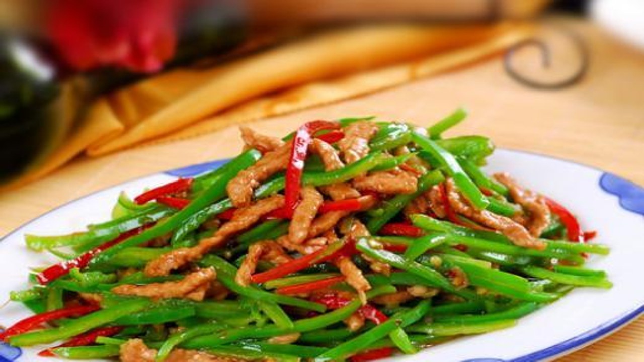 煮见 家常菜做法大全 新手入门 青椒肉丝 番茄炒蛋 备菜