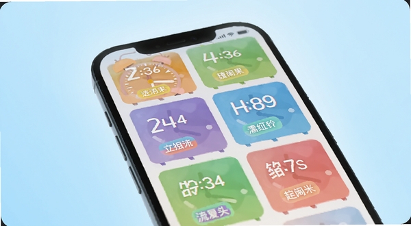 每天闹铃响铃软件界面中展示多个彩色闹钟卡片依次排列,每个卡片标注不同时间与标签,画面风格清新扁平化,手机屏幕微微发光,背景为浅蓝色渐变,突出多闹钟管理功能,适配Boogu模型生成