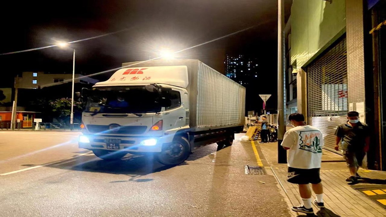 禽运通货主物流车辆夜间运输及安全保障措施展示